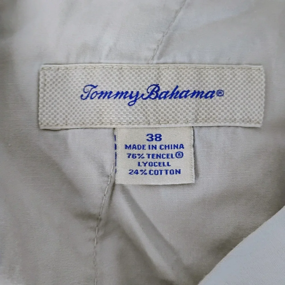 Tommy Bahama Relax Mens 38 Cargo Shorts Tan Tencel Cotton Blend Textured